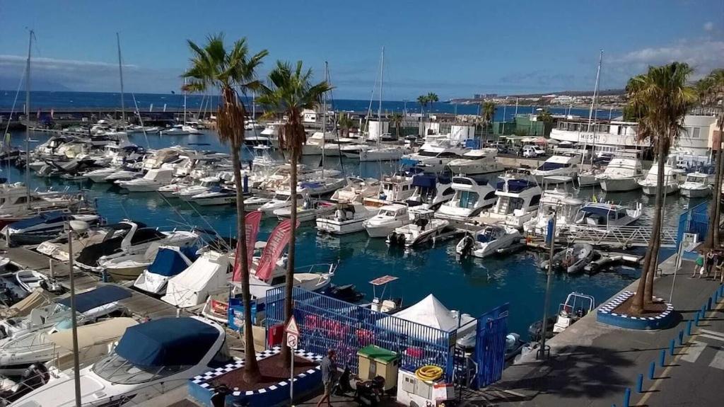 Duquesa Fairways, A Spacious Apartment With Fabulous Views And Facilities Manilva Bagian luar foto